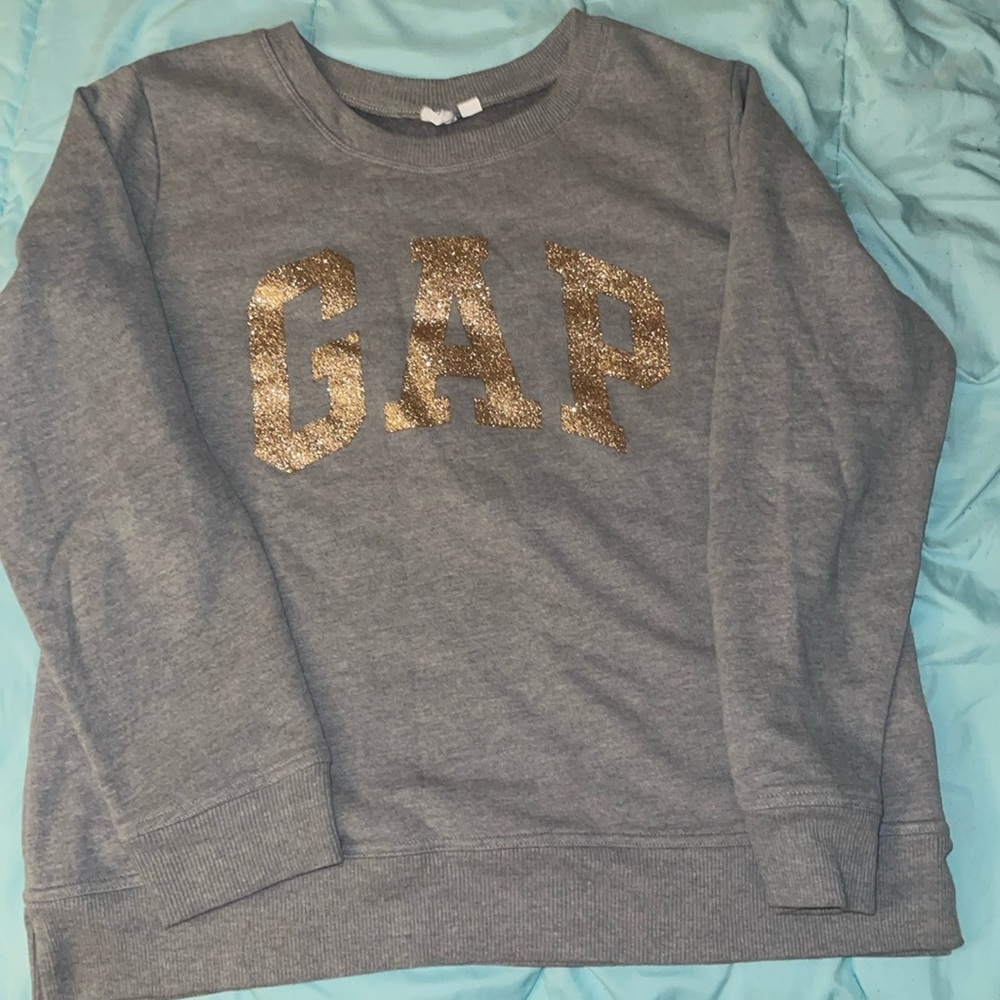 GAP gray sweatshirt !